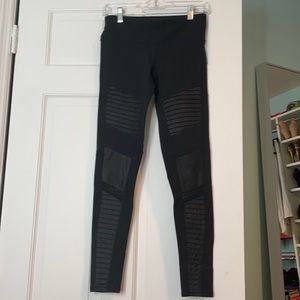 Alo Yoga Black Motto Full Length Legging